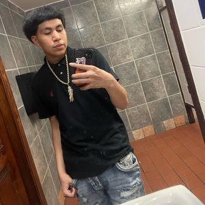 Meet your Posher, Alejandro